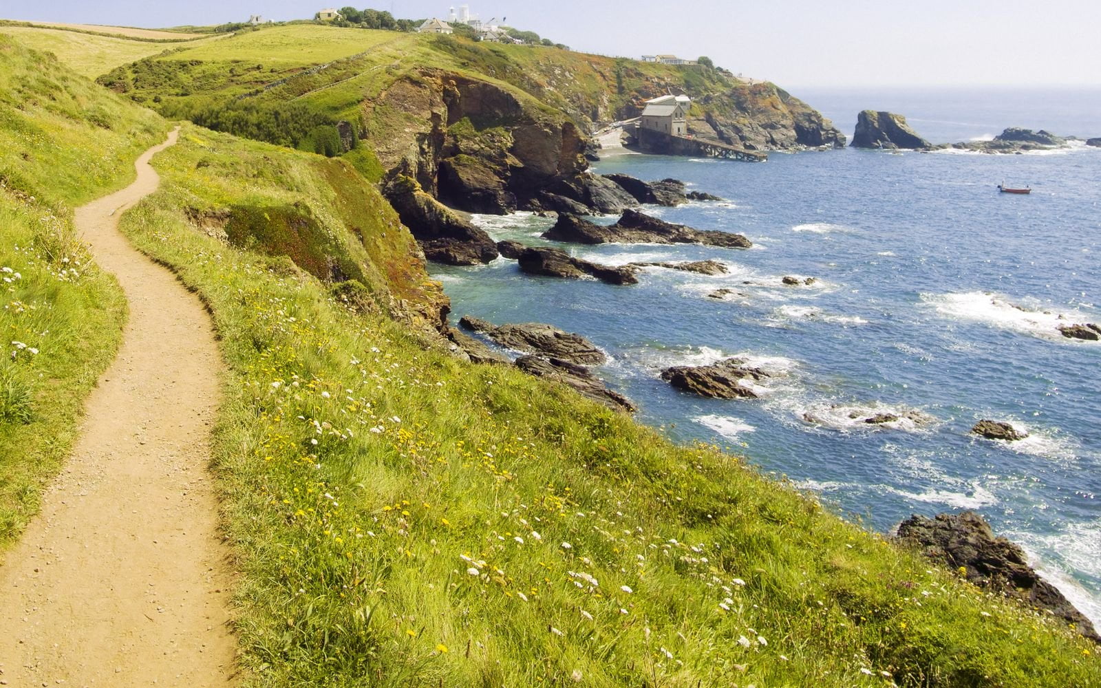 10 Best Coastal Walks and Hikes in Cornwall, UK