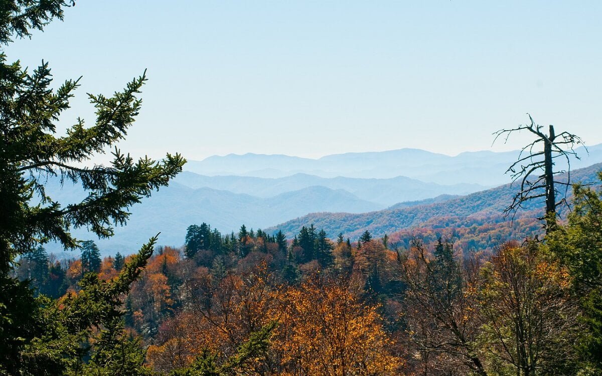The Great Smoky Mountains- A Travel Guide