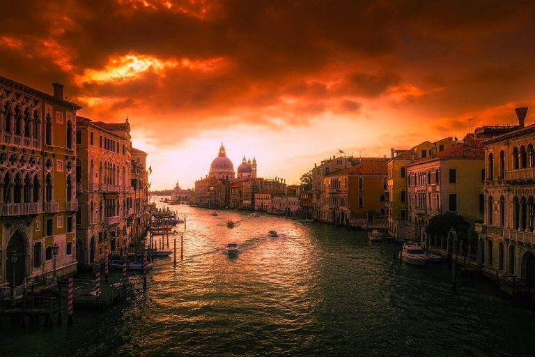 When is the Best Time to Visit Italy