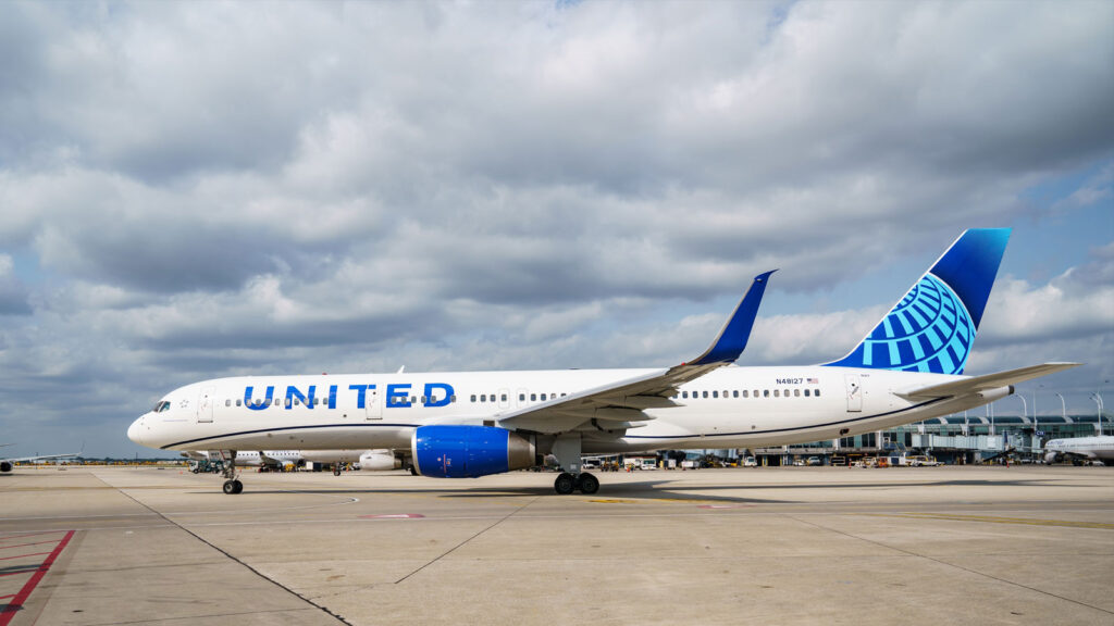 United Airlines extends flights between New York and Tenerife into the winter season