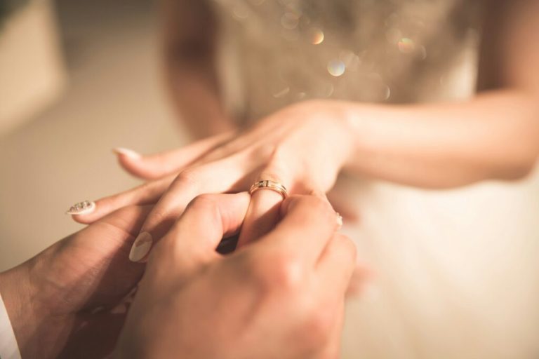 Lab grown engagement rings vs. traditional: Making the right choice